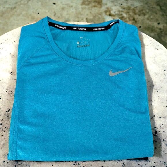 Nike Running Dri-Fit Women’s T-Shirt (XS) - Picture 1 of 5